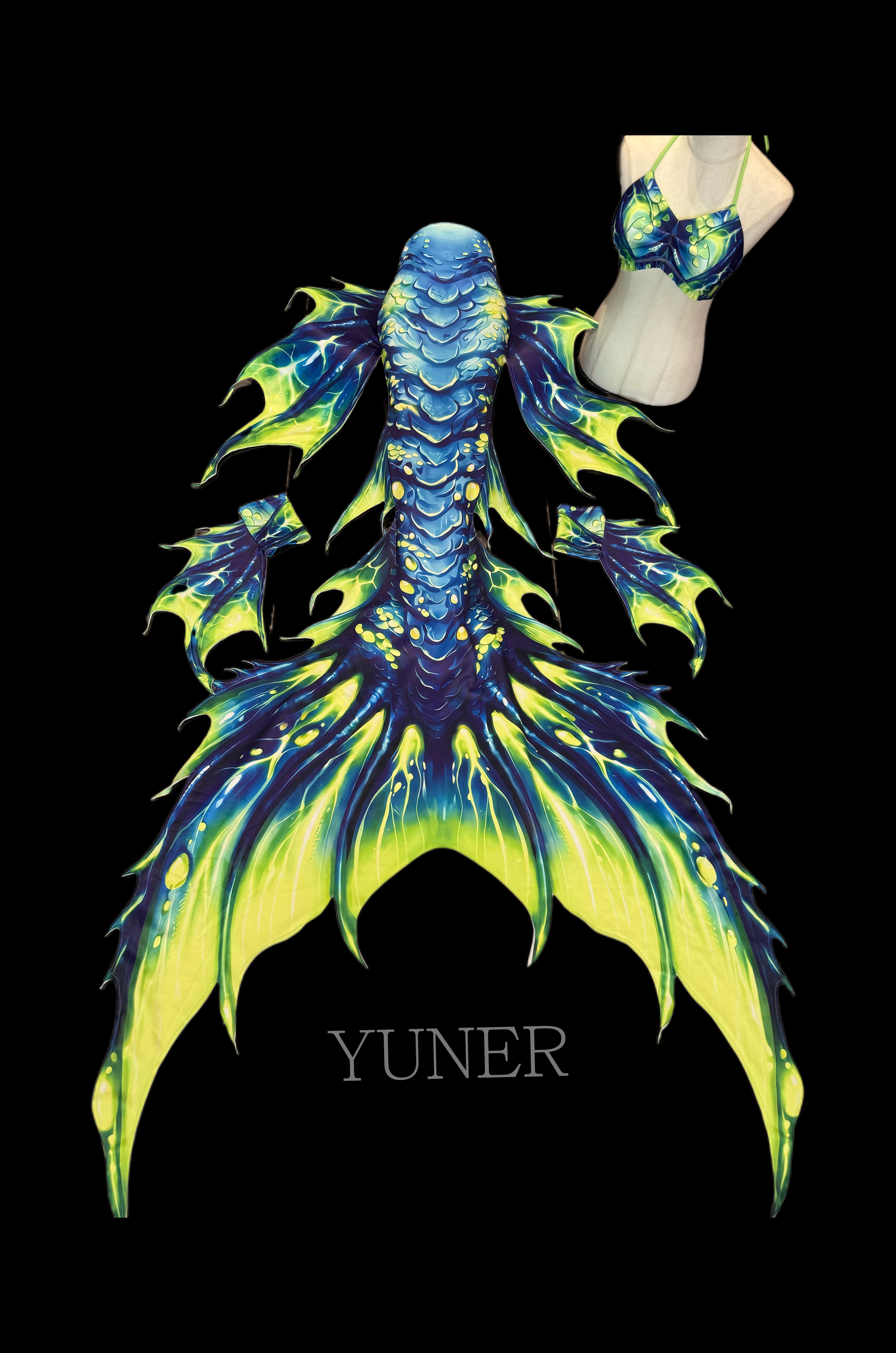 Photography Training - Venom Mermaid Tail COS Mermaid Underwater
