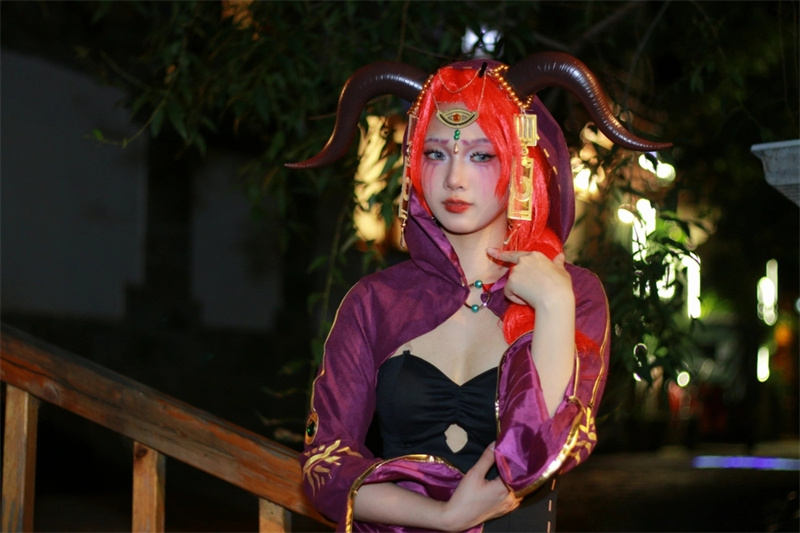 Game Identity V Priestess Fion - Photography Game reseña y precio